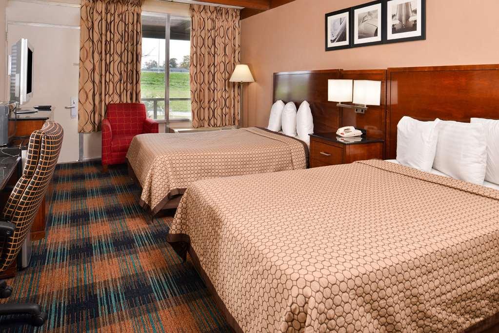 Americas Best Value Inn Augusta Historic Downtown חדר תמונה