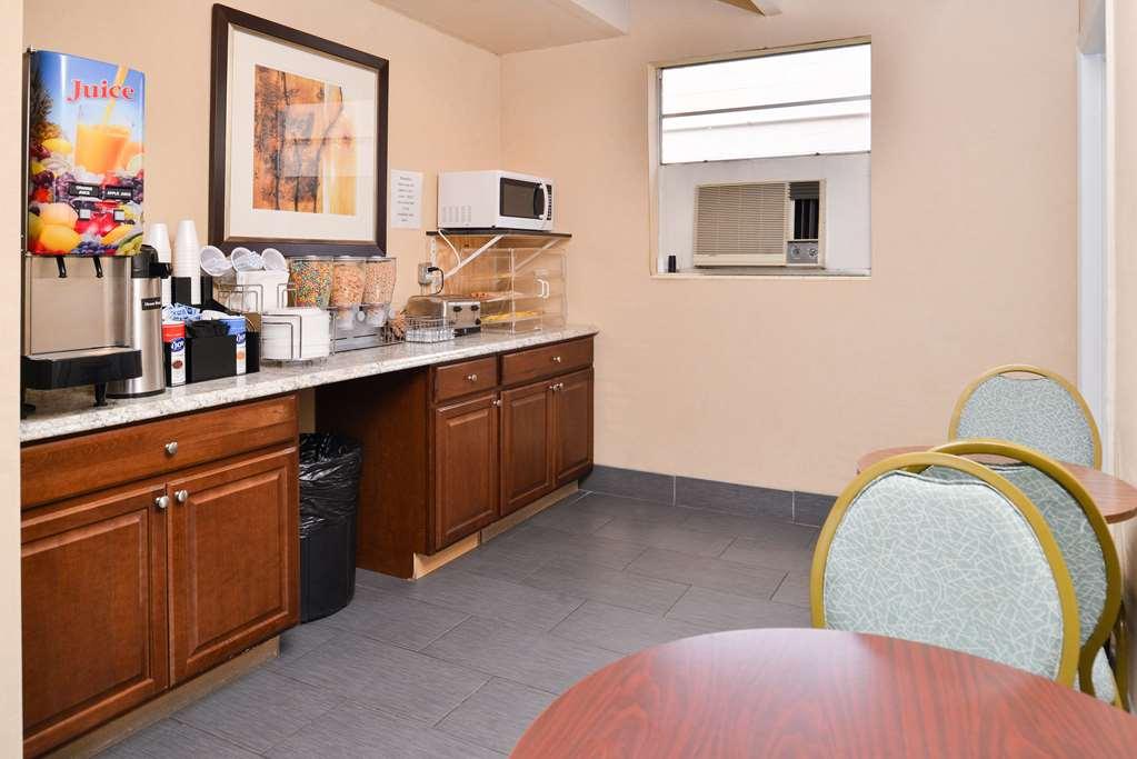 Americas Best Value Inn Augusta Historic Downtown מראה חיצוני תמונה