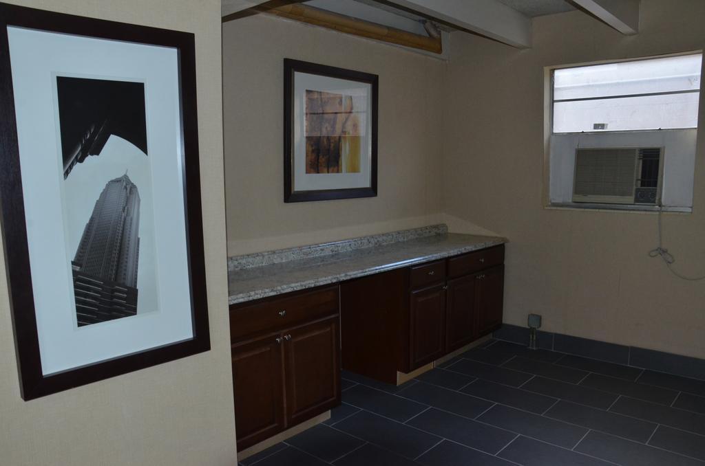Americas Best Value Inn Augusta Historic Downtown מראה חיצוני תמונה