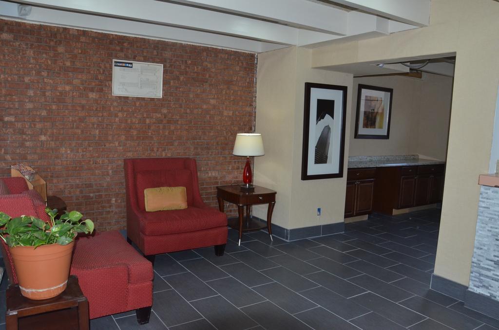 Americas Best Value Inn Augusta Historic Downtown מראה חיצוני תמונה