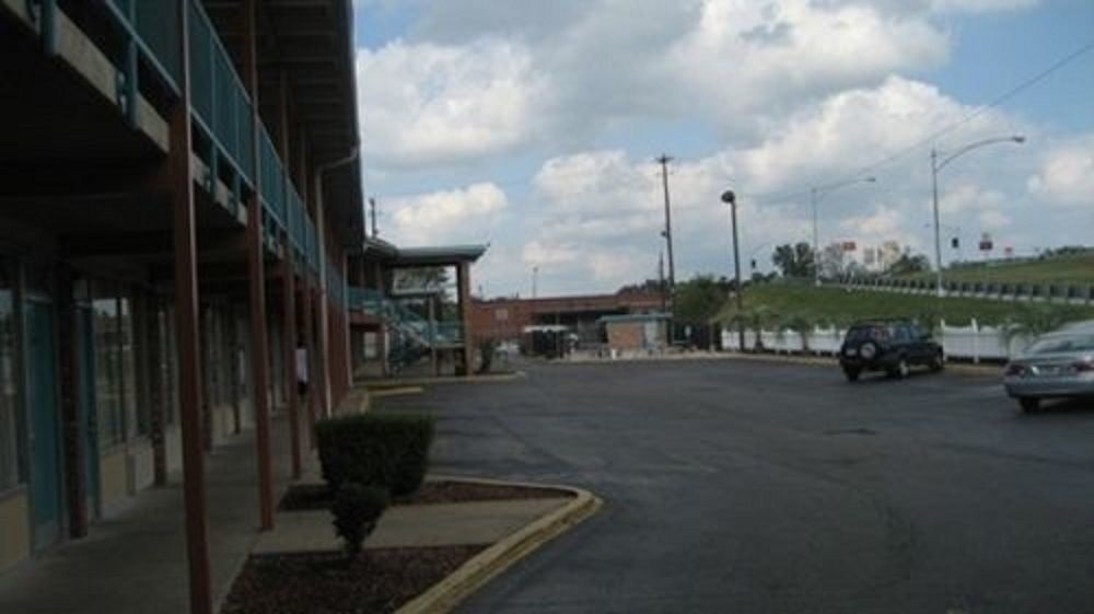 Americas Best Value Inn Augusta Historic Downtown מראה חיצוני תמונה